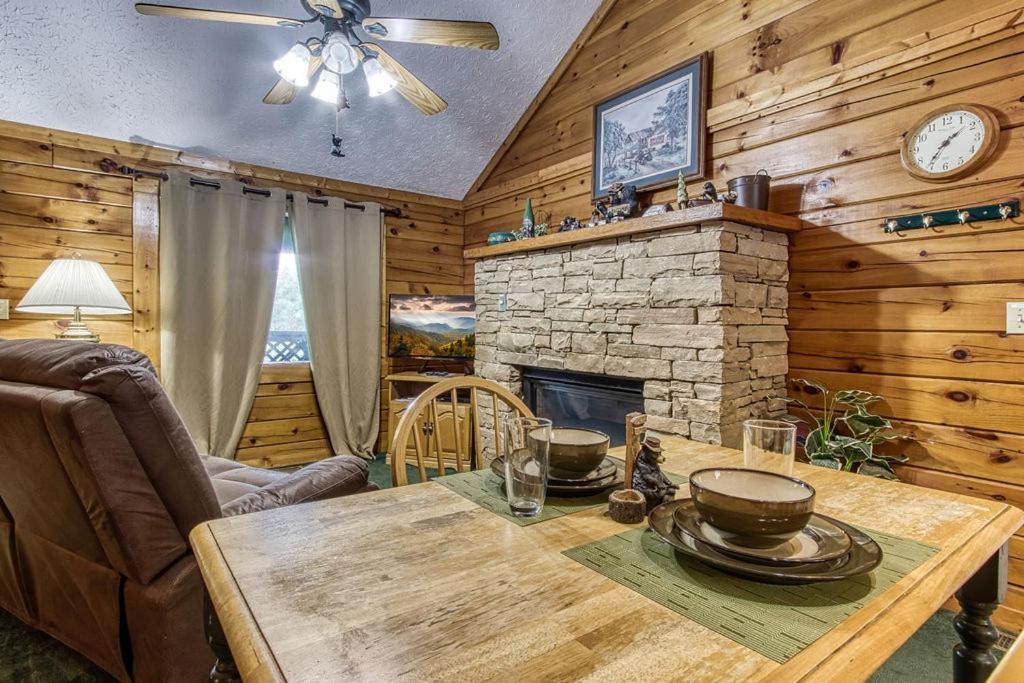 Forever Yours, Hot Tub, 1089 Of Free Attraction Tickets For Each Paid Day, Dollywood And More Піджен-Фордж Екстер'єр фото